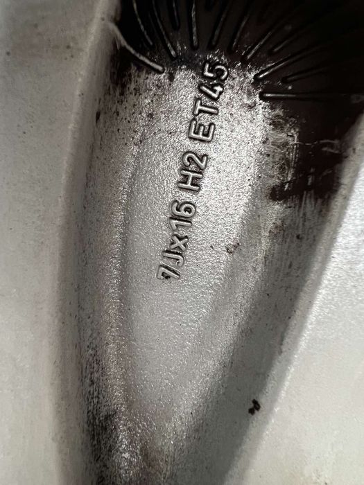 Оригинални джанти Ауди 5/112 Audi 5x112

Употребявани, Шумен