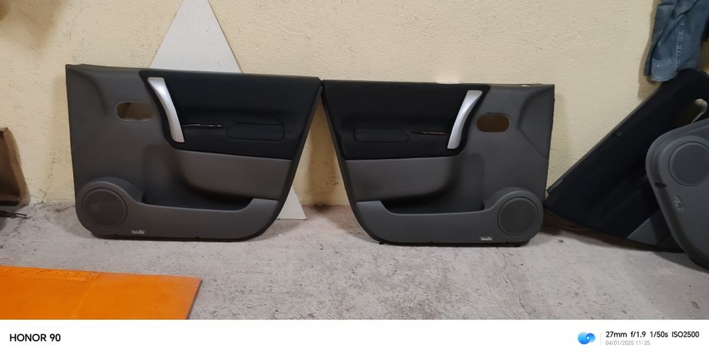 Кори за врати за Сценик 2