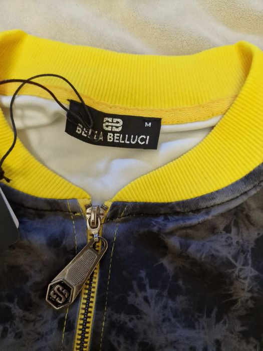 Продам женский костюм