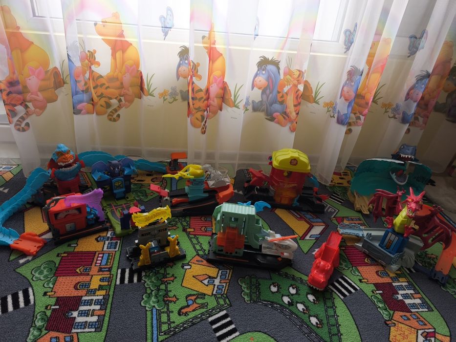 Писти Hot Wheels