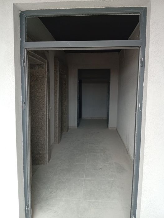 Янги бозор оркаси ИСФАН дом Асака банк 10 этаж каробка. Дом 13 этажли