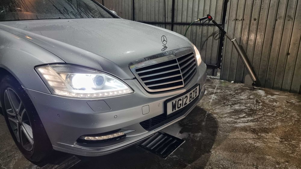DRL Mercedes W221 W204 W218 S C CLS CL W216 stanga dreapta A2218201756