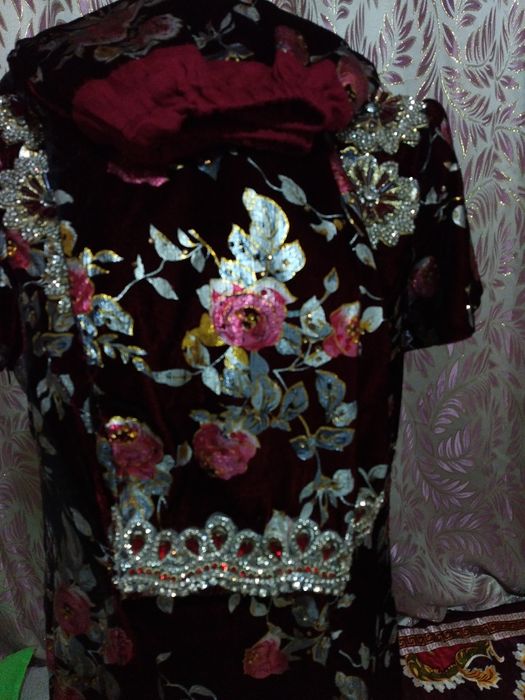 Koʻylak sotiladi yangi