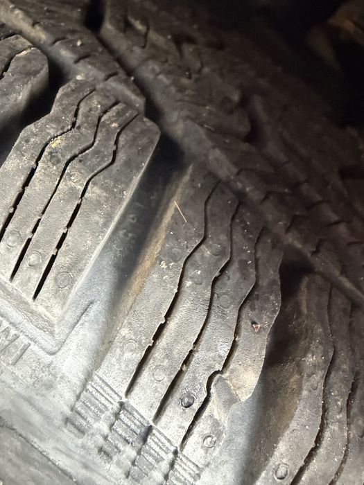 Дажти с гуми за форд r16 5.108