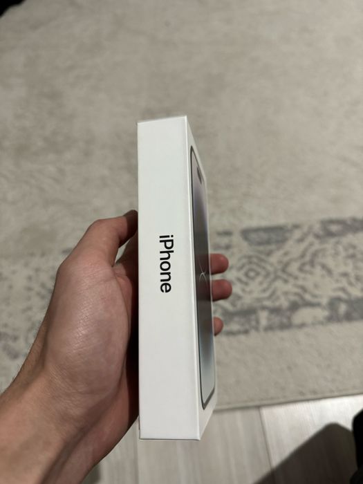 Каробка от iphone 14 pro