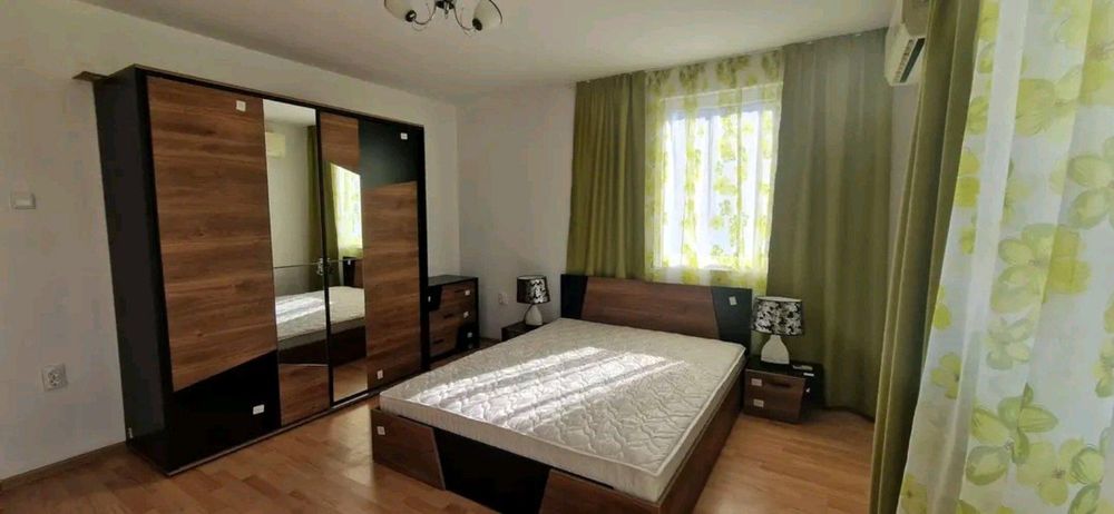 Дава се под наем Тристаен апартамент в Пловдив, Кючук Париж - 90 кв.м за 500 € - Снимка #2