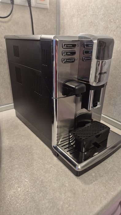 Кафеавтомат Philips EP5365 10