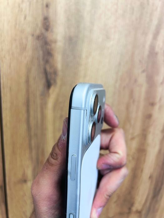 Продам обменяю Iphone 17 pro