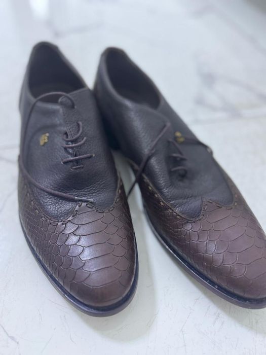 Мужской туфли сатылады