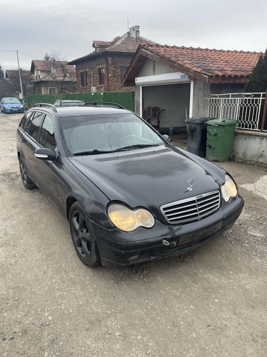 Мерцедес   W203  C 2.2 cdi.    143 коня  ЦЯЛ ИЛИ НА ЧАСТИ