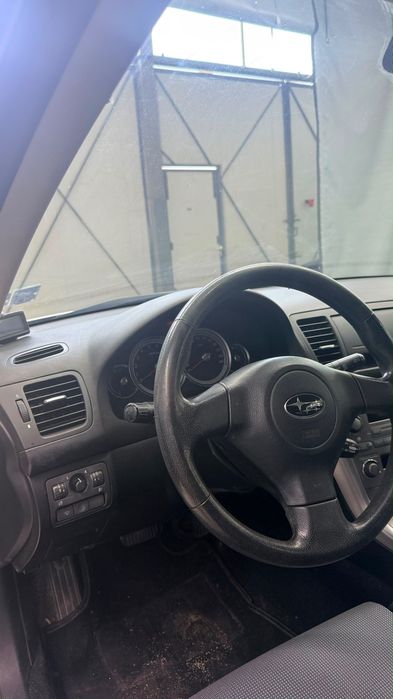 Subaru Legacy 2.0 бензин, автоматик, комби – 1 950 €