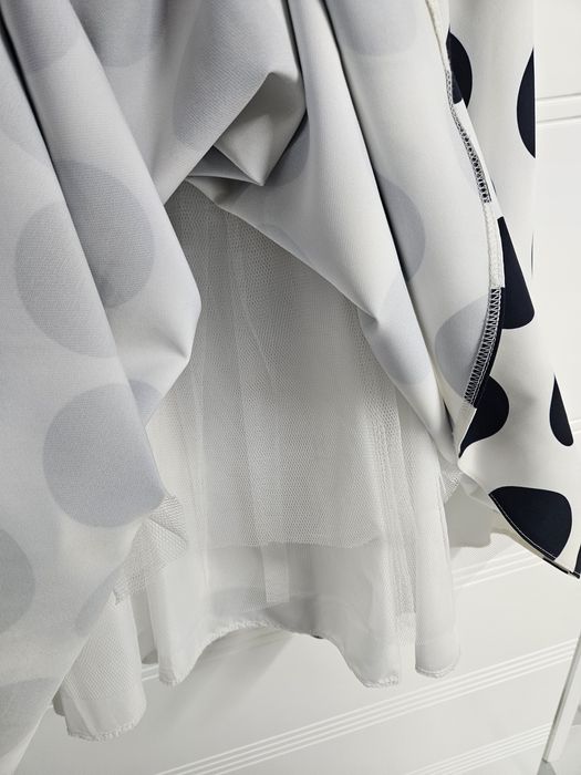 Rochie cocktail cu crinolina