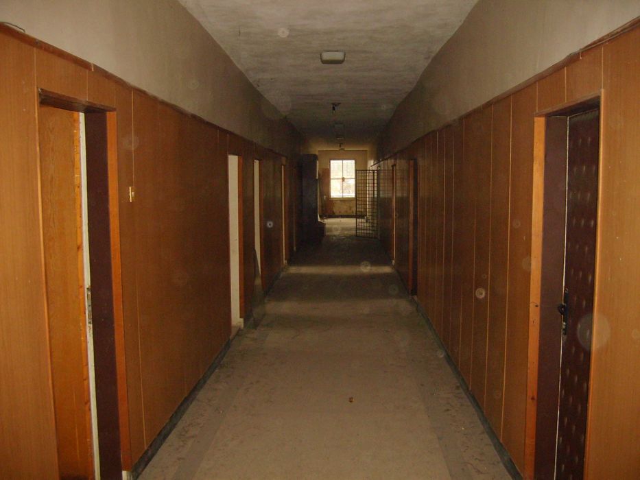 Дава се под наем Офис в Шумен, Център - 507 кв.м за 76500 € - Снимка #6