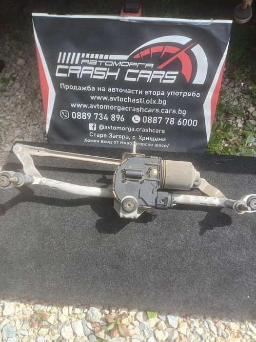 Механизъм с моторче за чистачки за Фолкваген Туран 2010-2015/ VW