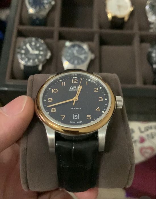 Продам часы Oris Classic Date
