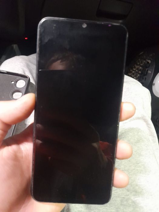 Продам Vivo Y03.