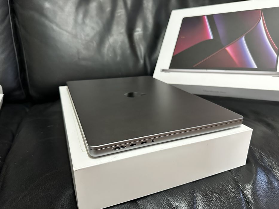 Macbook Pro 16” M2 PRO ABSOLUT Ca Nou Bateria 100%