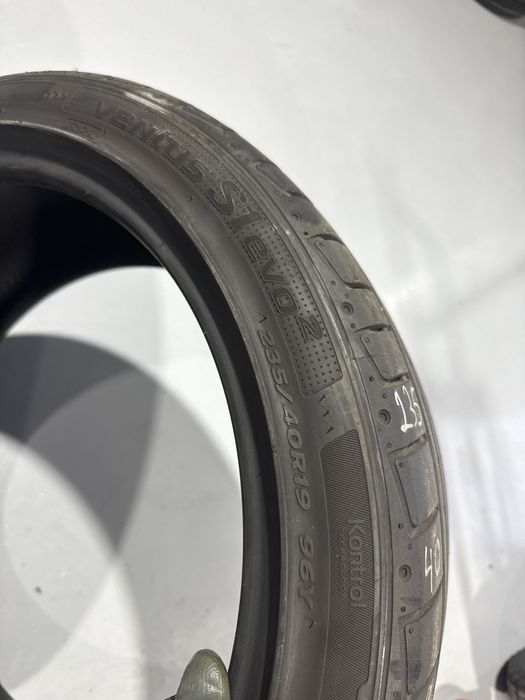 Anvelope de vara 235/40 R19