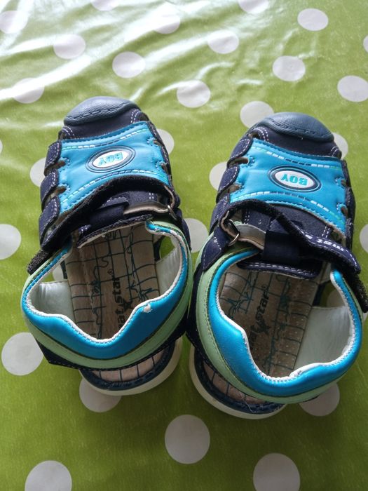 Детски сандали 27 номер