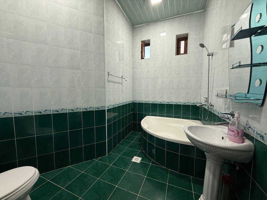 TAYYOR 4 sotiqli hovli sotiladi