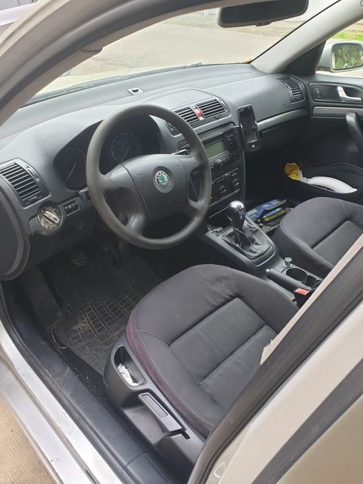 Plansa bord skoda octavia 2