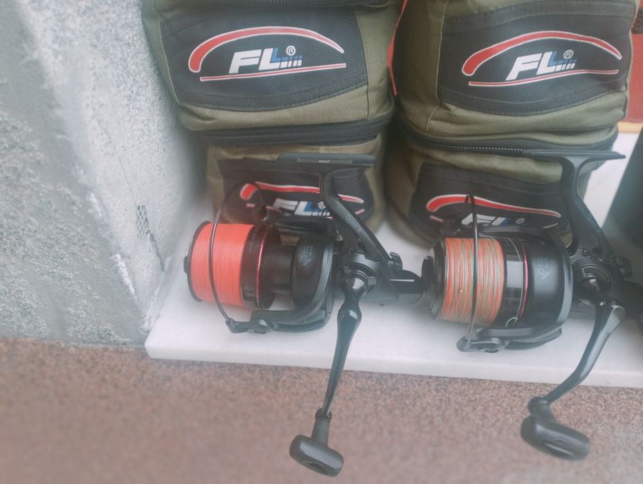 Vând mulinete dam quick 2 sls