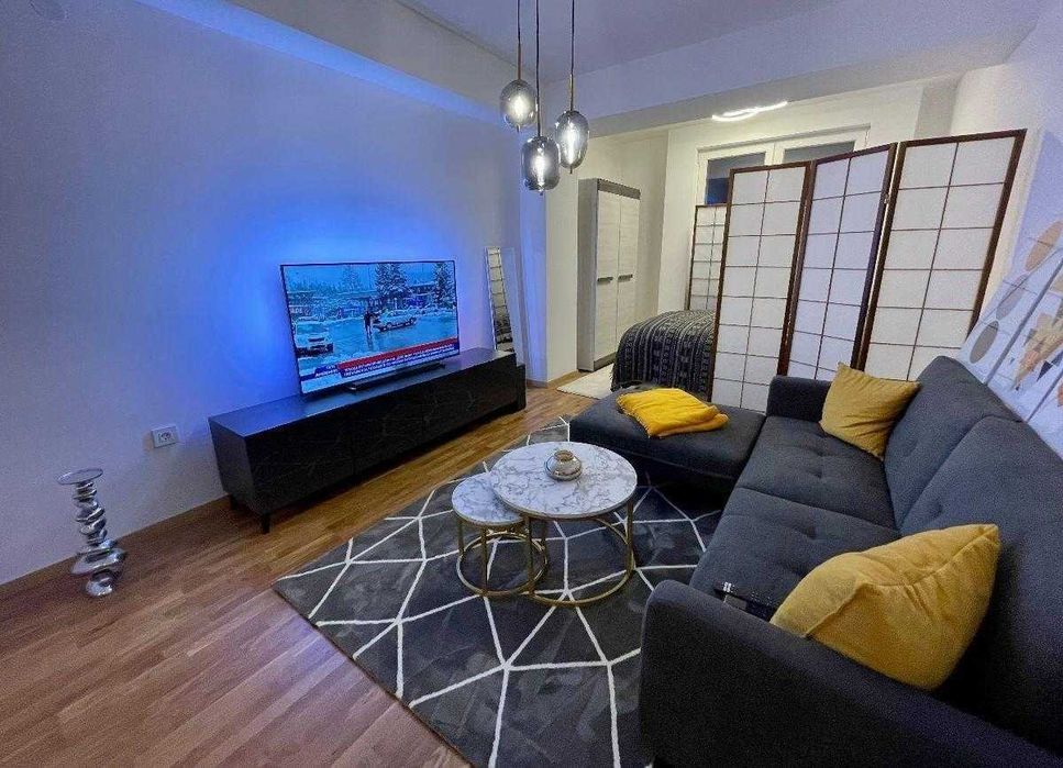 Дава се под наем Едностаен апартамент в Пловдив, Център - 45 кв.м за 183.6 € - Снимка #2