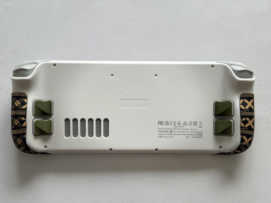 Steam Deck OLED Limited Edition White