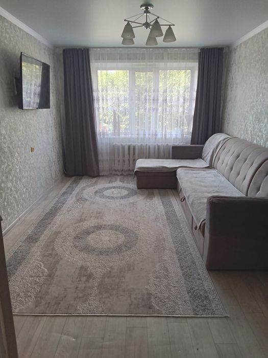 Продам квартиру частично с мебелью