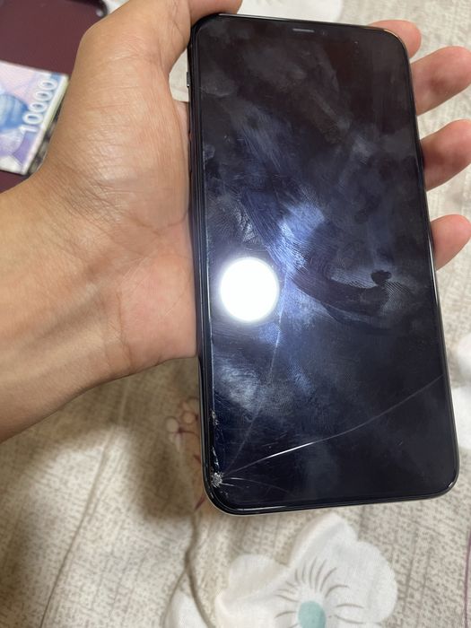 Срочна Продается Iphone 11 Pro Max 64GB