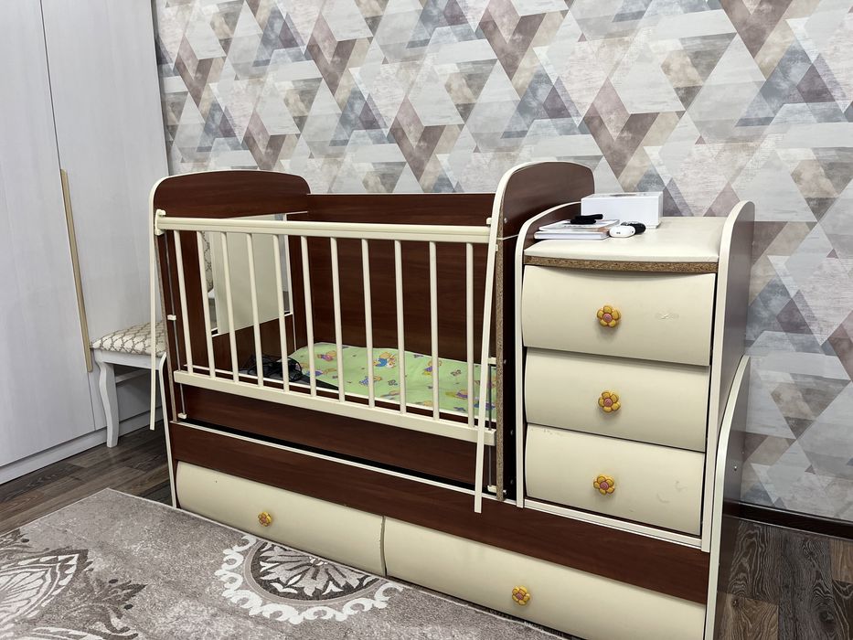 Детская кровать-трансформер