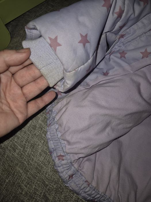 Куртка демисезонная на девочку 4-5 лет