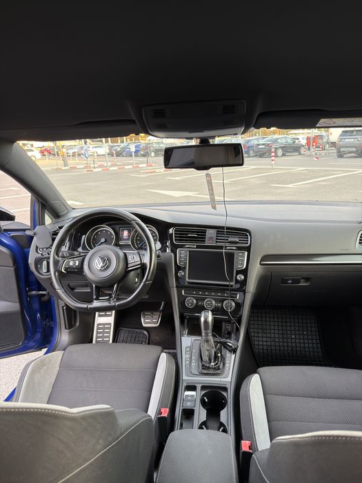Volkswagen Golf 7 R