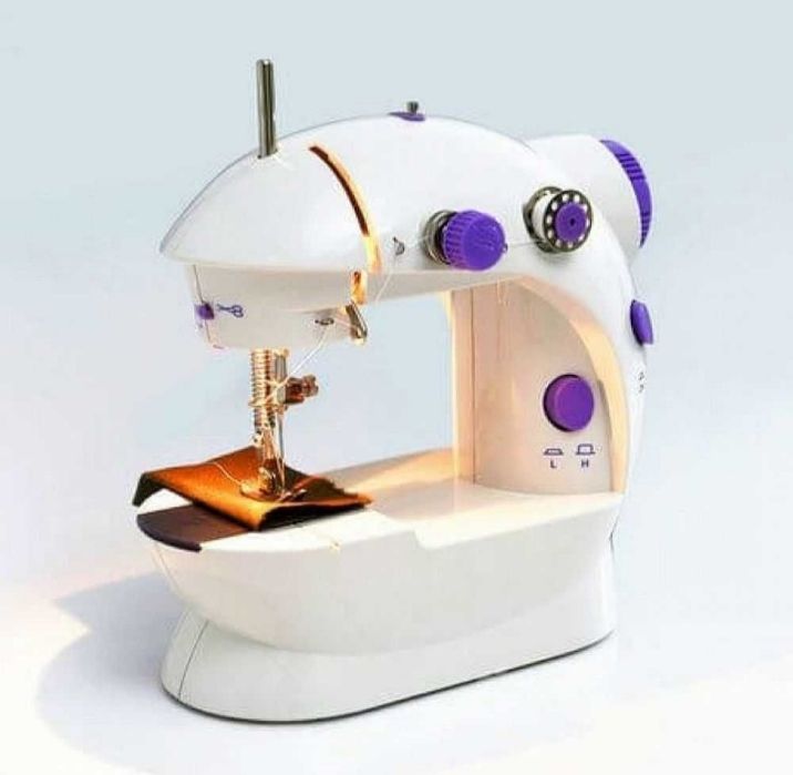 Mini sewing machine