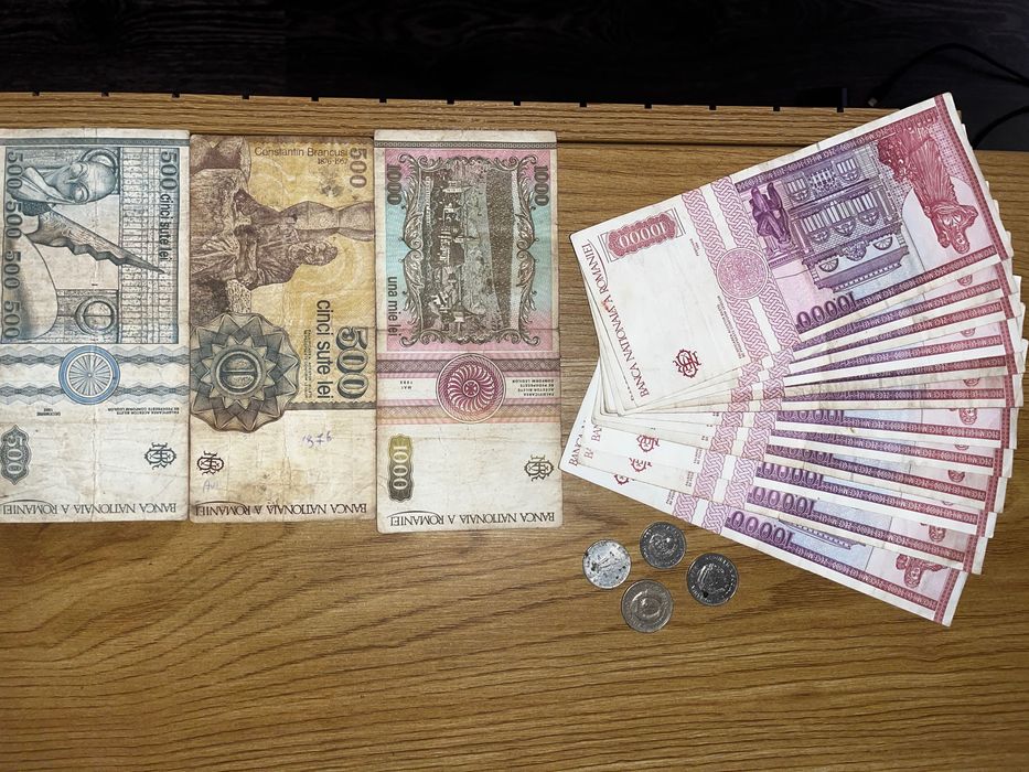 Vând monede si bancnote vechi-rare in condiții foarte bune