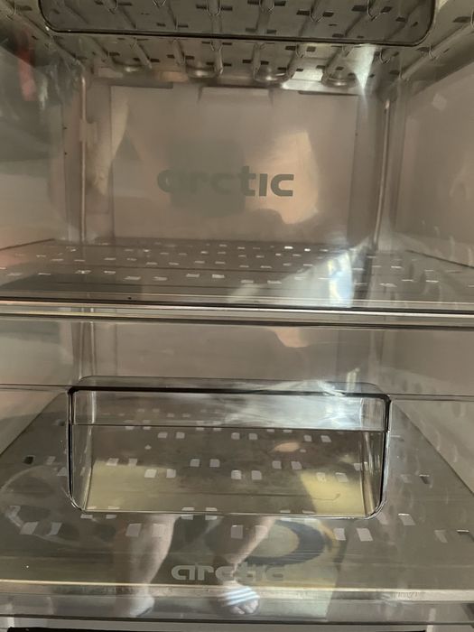 Congelator Arctic 215 Litri 6 sertare .
