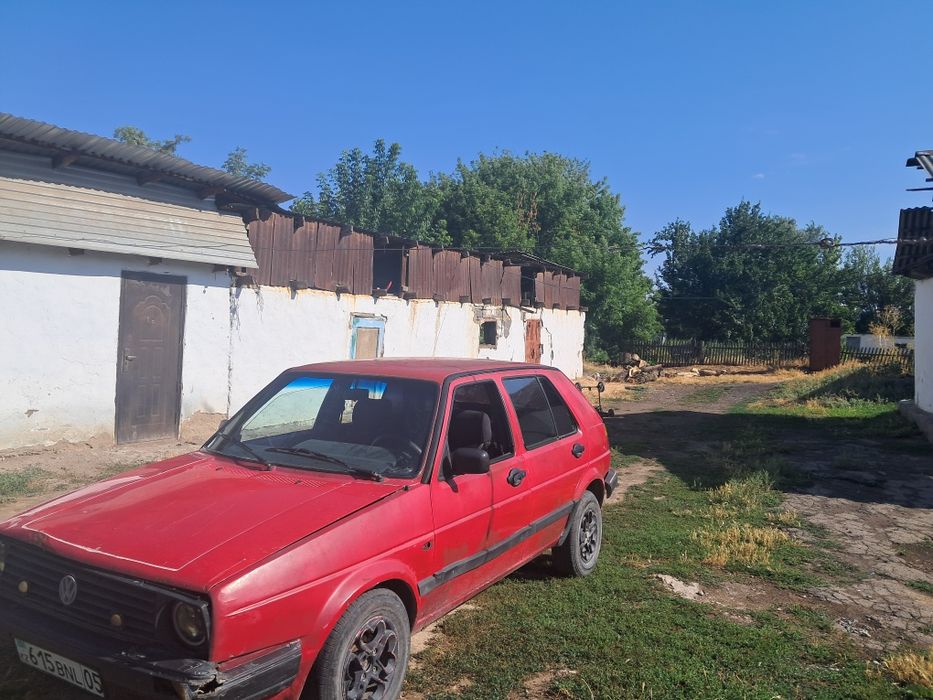 Продам машину голыф 2 афтомат