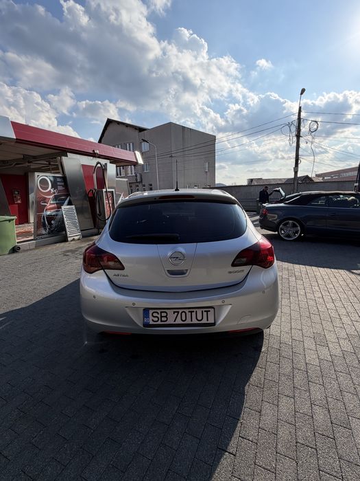 OPEL Astra 2012 — imagine 5