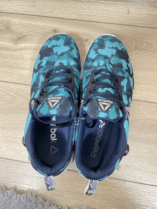 Маратонки Reebok pump