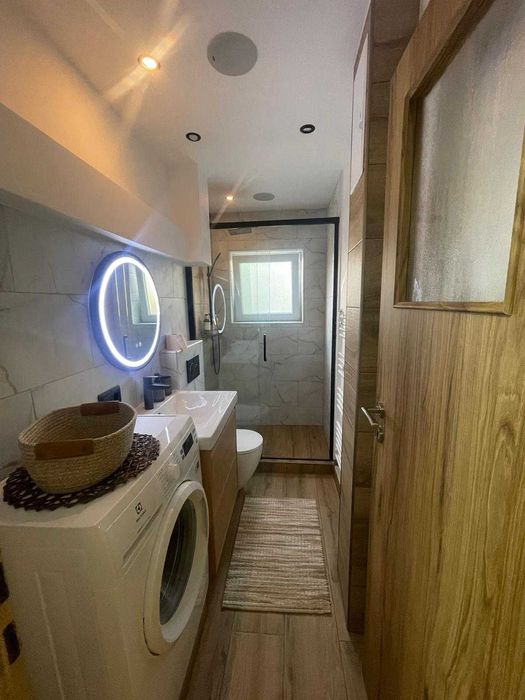 Caut colega de apartament