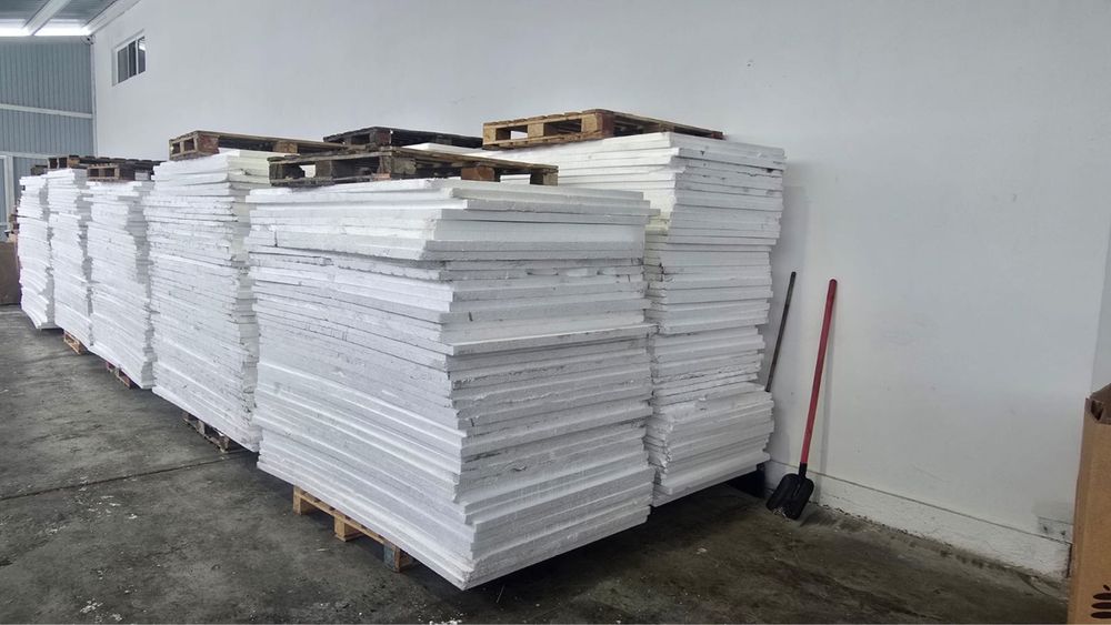 Продам Пенопласт по 500