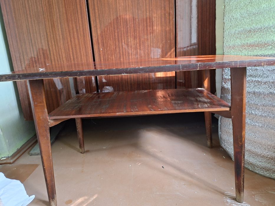 Продаётся журнальный столик