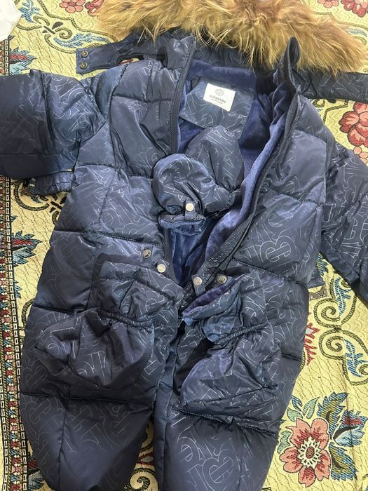 Продается зимний комбинезон для малыша