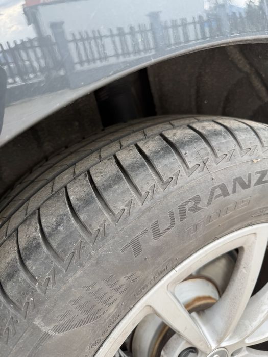 Audi джанта с летни гуми Bridgestone 225/70R17