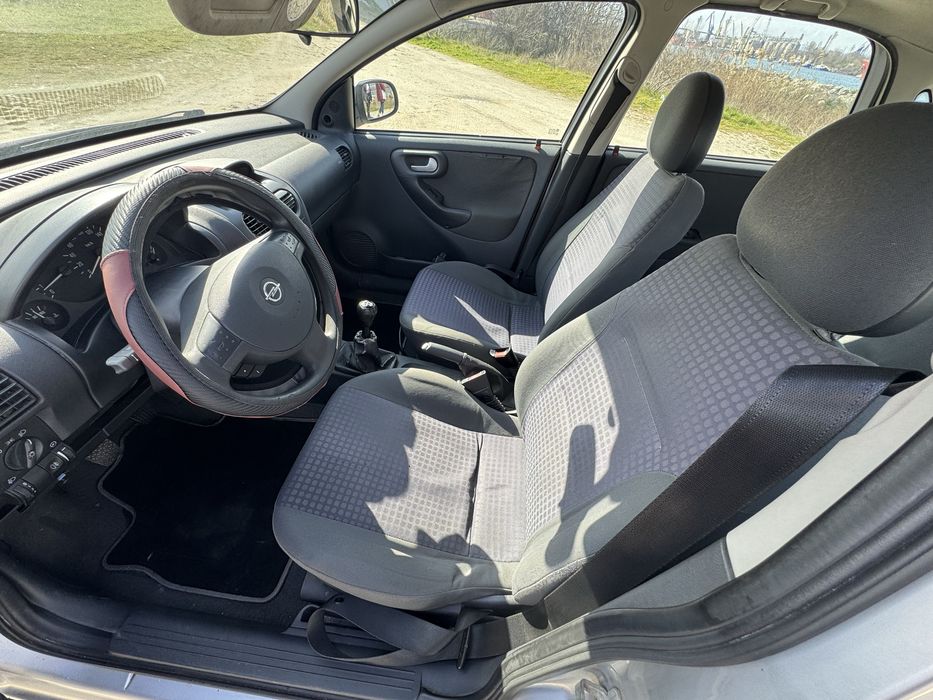 Опел корса 1.7 дизелов двигател Isuzu