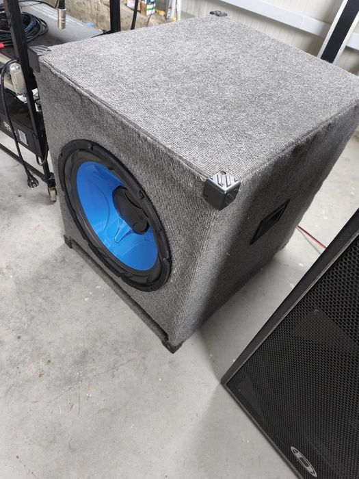 Bass bun se aude f bine preț 900 Ron