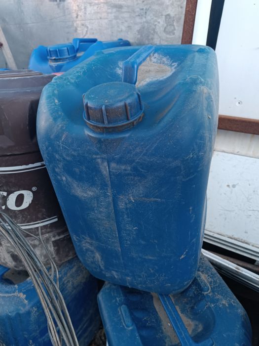 Бочки 20 литровые пластиковые