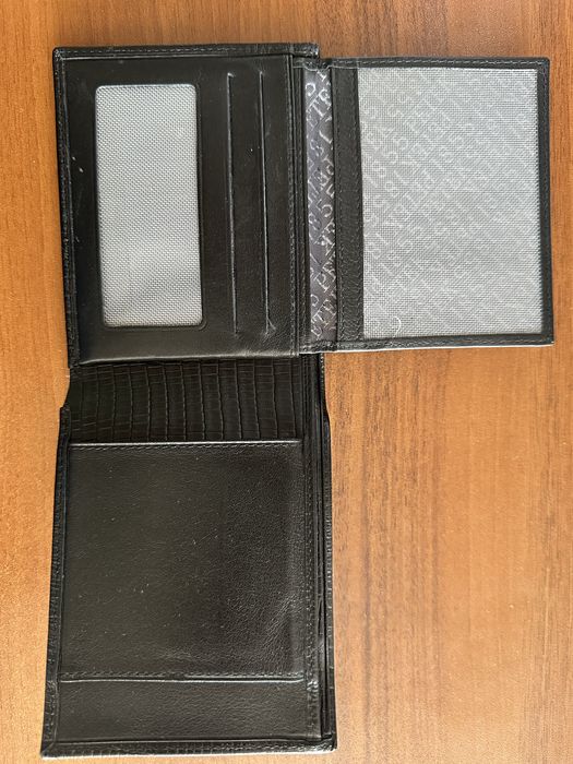 Продавам мъжки портфейл от естествена кожа