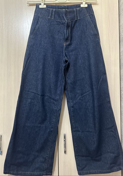 Одежда брюки - кожа, классика, джинсы