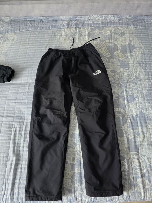 Продам спортивный костюм
